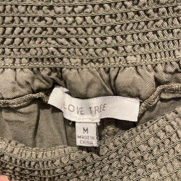 2 Joggers Green and Camel size Medium - Picture 10 of 12